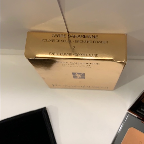 YvesSaintLaurent bronzer - Picture 3 of 5